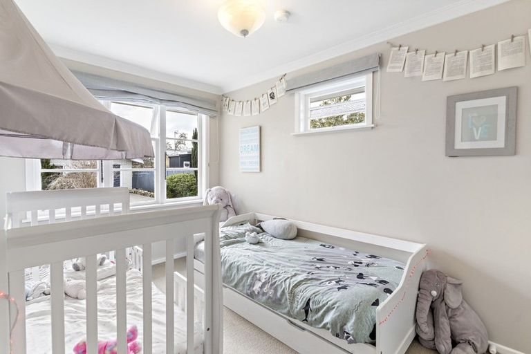 Photo of property in 17 Sackville Street, Martinborough, 5711