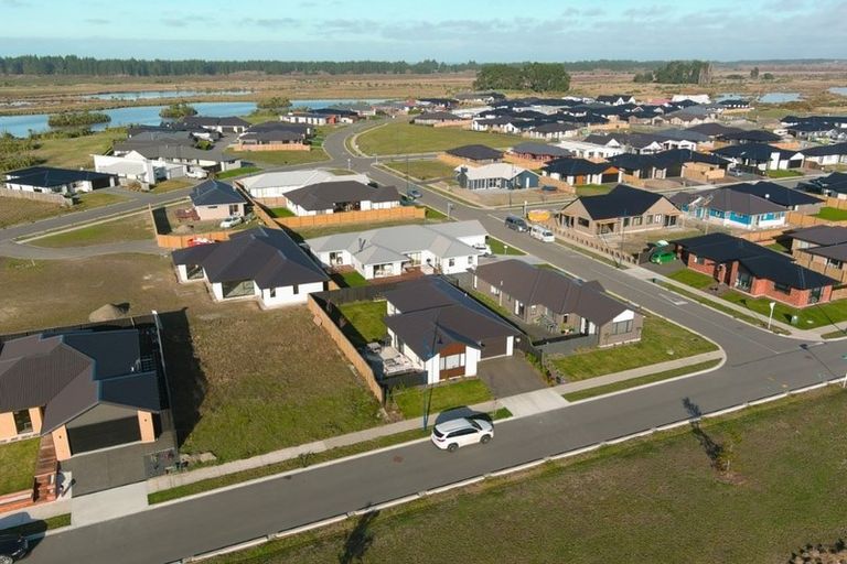 Photo of property in 26 Awatere Street, Pegasus, 7612