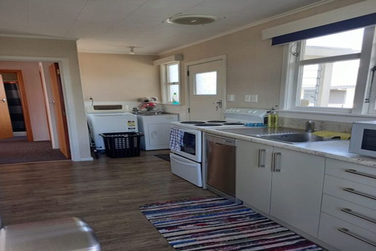 Photo of property in 802 Alexandra Street, Parkvale, Hastings, 4122