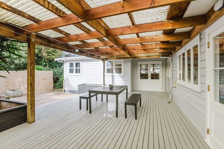 Photo of property in 51 Eatwell Avenue, Paraparaumu Beach, Paraparaumu, 5032