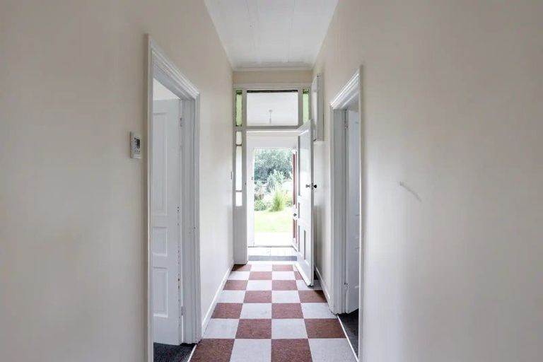 Photo of property in 160 Main South Road, Green Island, Dunedin, 9018