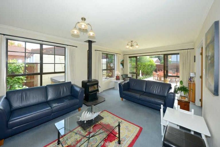 Photo of property in 20 Camrose Place, Ilam, Christchurch, 8041