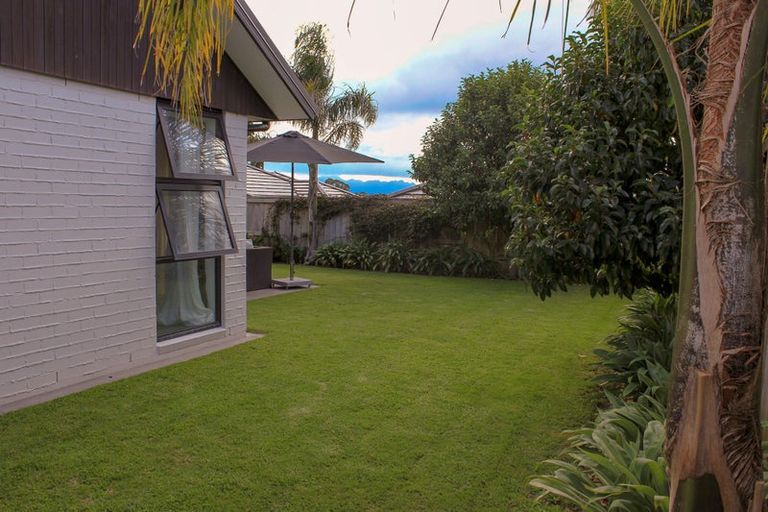 Photo of property in 18 Charlotte Drive, Omokoroa, 3114