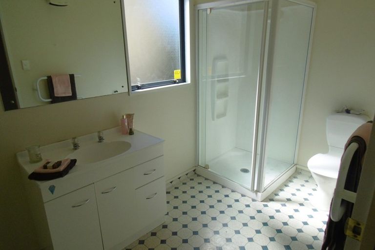 Photo of property in 104 Elizabeth Street, Riccarton, Christchurch, 8041