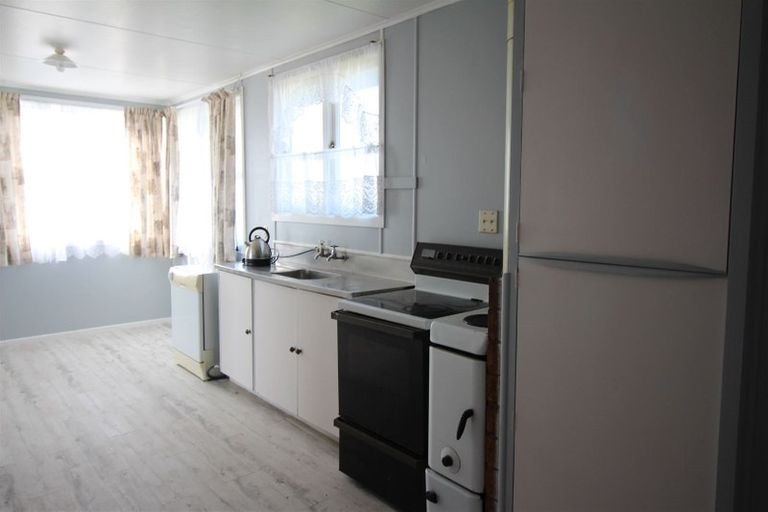 Photo of property in 1 Jordan Place, Tirau, 3410