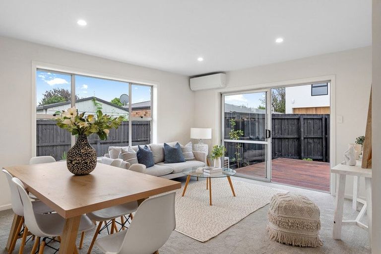 Photo of property in 19 Wyon Street, Linwood, Christchurch, 8062