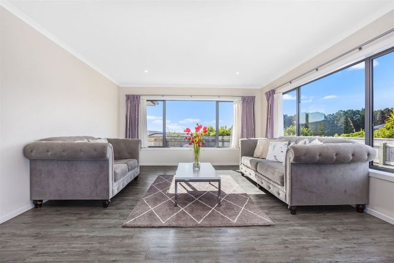 Photo of property in 16 Ken Douglas Drive, Aotea, Porirua, 5024