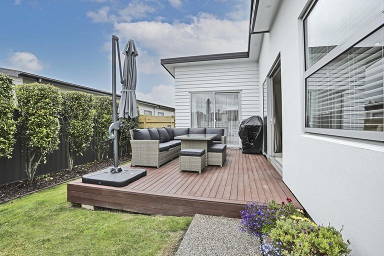 Photo of property in 18 Rosewood Drive, Rosedale, Invercargill, 9810