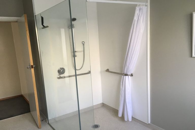 Photo of property in 11a Douglas Street, Levin, 5510