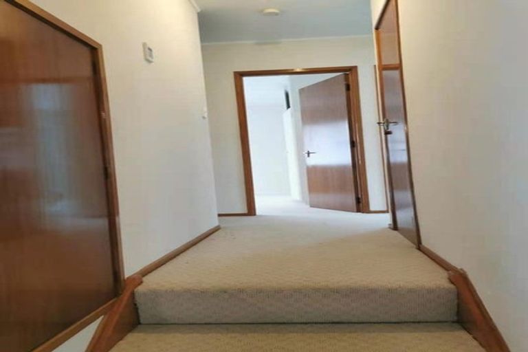 Photo of property in 59 Sheridan Drive, New Lynn, Auckland, 0600