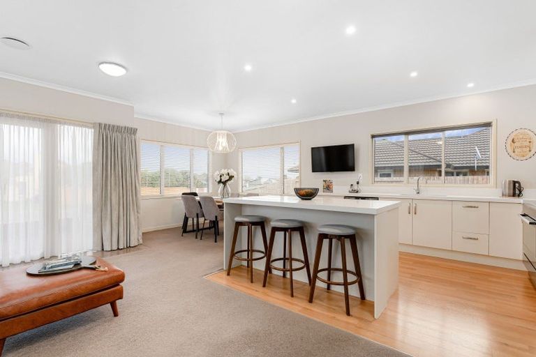 Photo of property in 35 Masefield Terrace, Kelvin Grove, Palmerston North, 4414