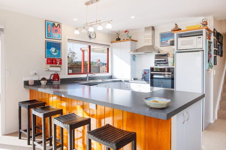 Photo of property in 12 Robbie Street, Foxton Beach, Foxton, 4815