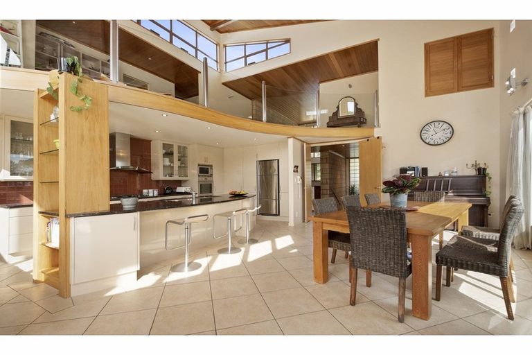 Photo of property in 220 Trigg Road, Kumeu, 0891