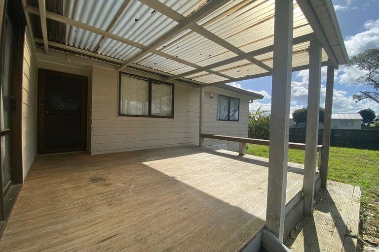 Photo of property in 1/194 Te Irirangi Drive, Flat Bush, Auckland, 2023