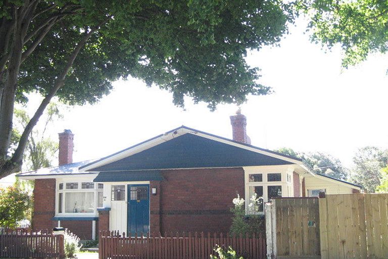 Photo of property in 25 Dominion Avenue, Spreydon, Christchurch, 8024