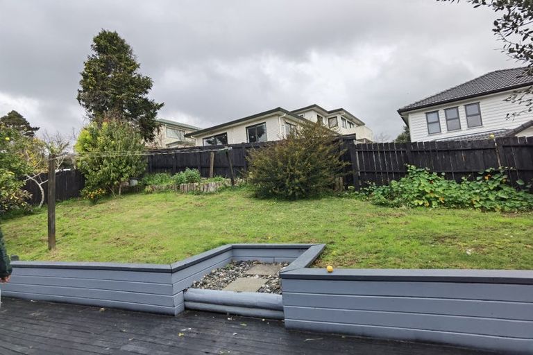 Photo of property in 3 Melia Grove, Goodwood Heights, Auckland, 2105