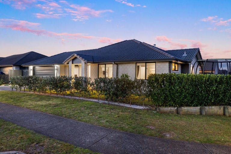 Photo of property in 6 Blacklock Road, Pyes Pa, Tauranga, 3112