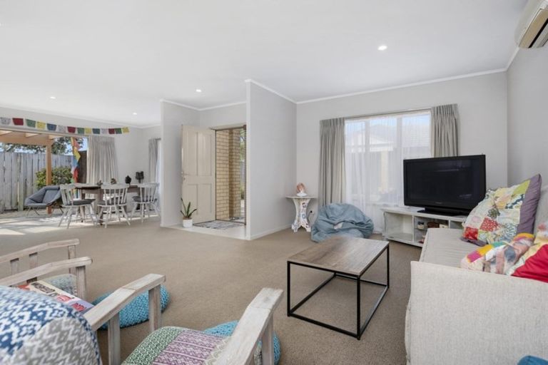 Photo of property in Diamond Sands, 2/644 Grenada Street, Papamoa Beach, Papamoa, 3118