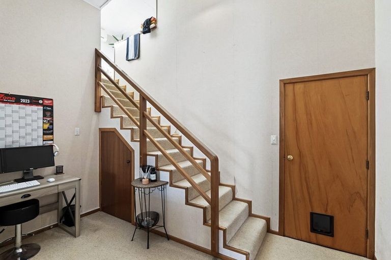 Photo of property in 291 Glover Road, Hawera, 4610