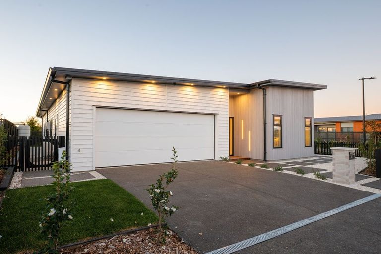 Photo of property in 41 Ogilvie Avenue, Chartwell, 3210