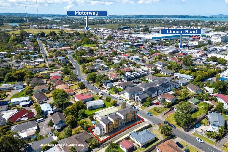 Photo of property in 30b Tudor Road, Henderson, Auckland, 0610