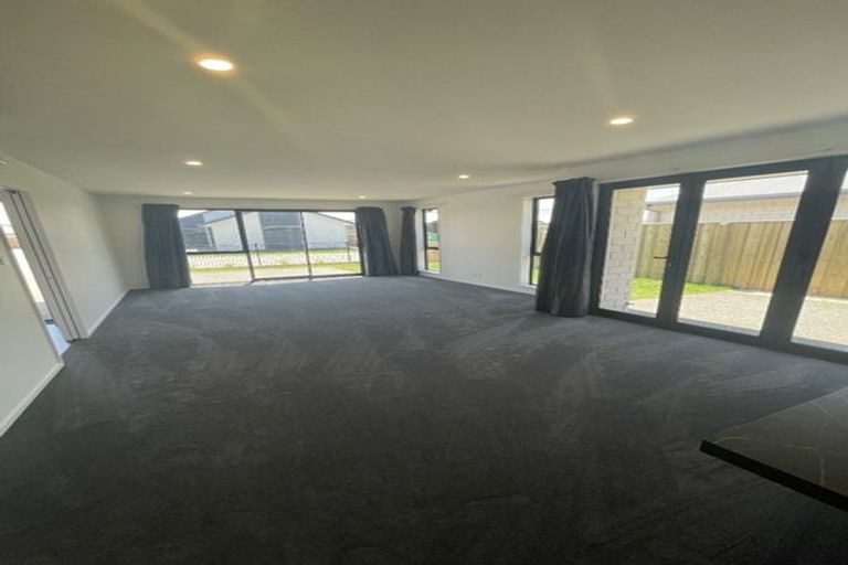 Photo of property in 36 Edlin Lane, Pegasus, 7612