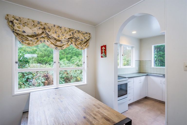 Photo of property in 14 Leinster Avenue, Raumati South, Paraparaumu, 5032