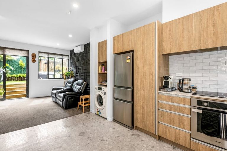 Photo of property in 3/23 Middleton Road, Johnsonville, Wellington, 6037