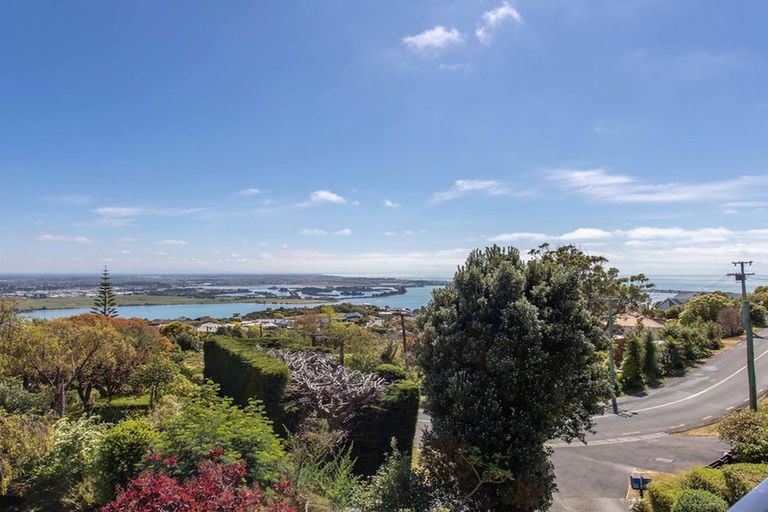 Photo of property in 1/142 Major Hornbrook Road, Mount Pleasant, Christchurch, 8081