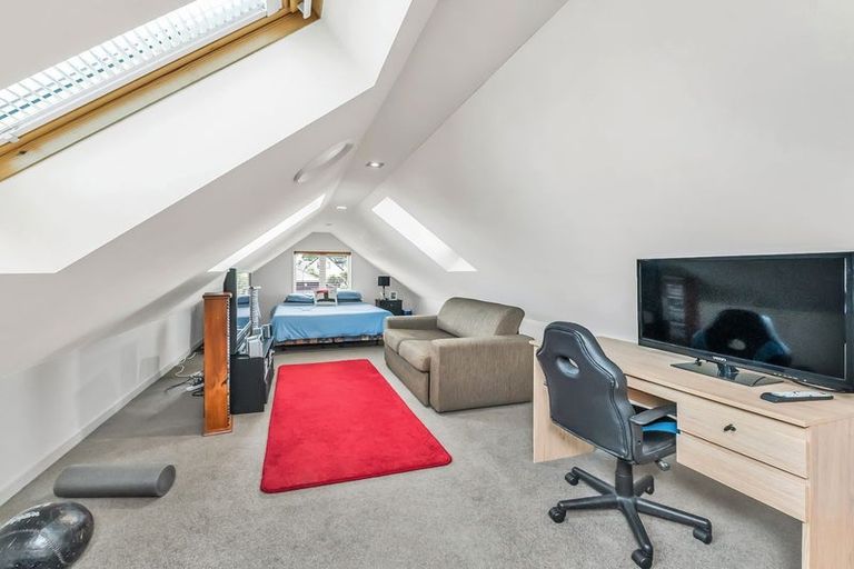 Photo of property in 18 Lochmore Street, Bishopdale, Christchurch, 8051