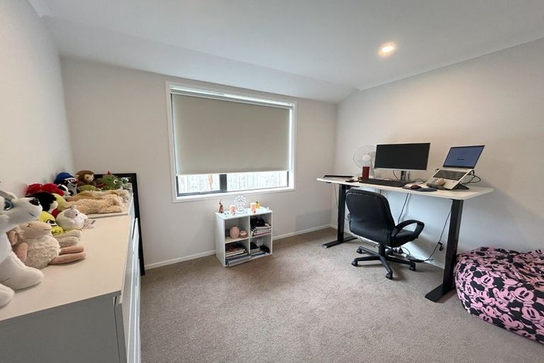 Photo of property in 12 Peter Bourne Drive, Pokeno, 2402