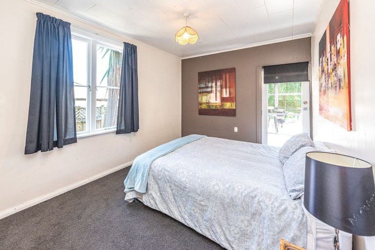 Photo of property in 8 Saint Leonard Street, Saint Johns Hill, Whanganui, 4501