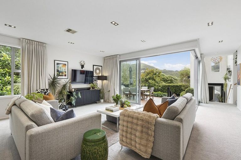 Photo of property in 405b Karori Road, Karori, Wellington, 6012