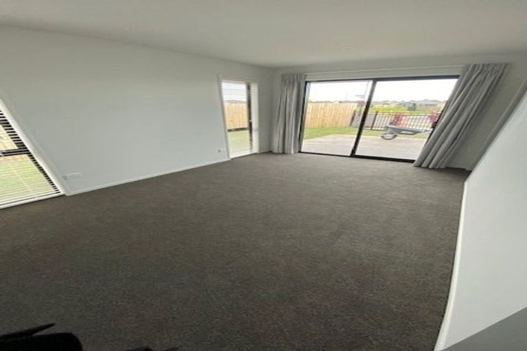 Photo of property in 5 Cabbage Close, Halswell, Christchurch, 8025