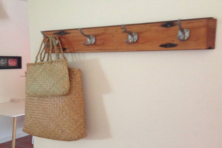 Photo of property in 42 Glamis Avenue, Strathmore Park, Wellington, 6022