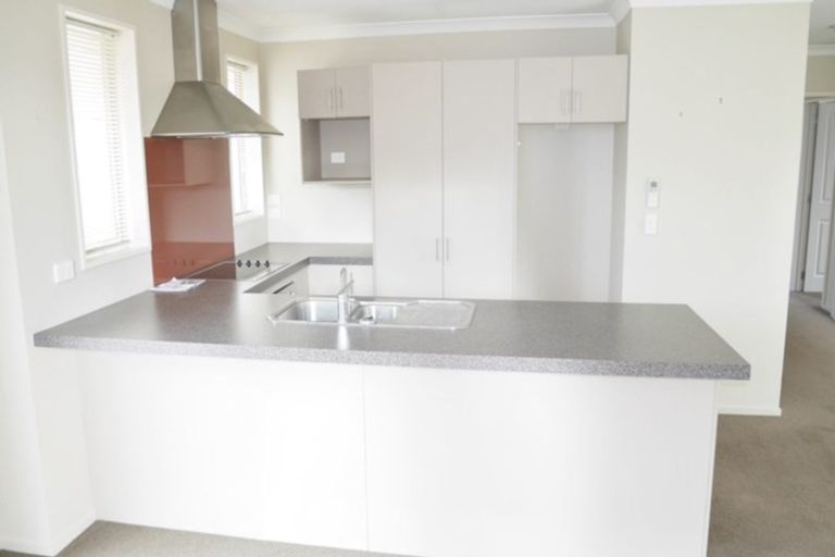 Photo of property in 6a Freyberg Avenue, Riccarton, Christchurch, 8011