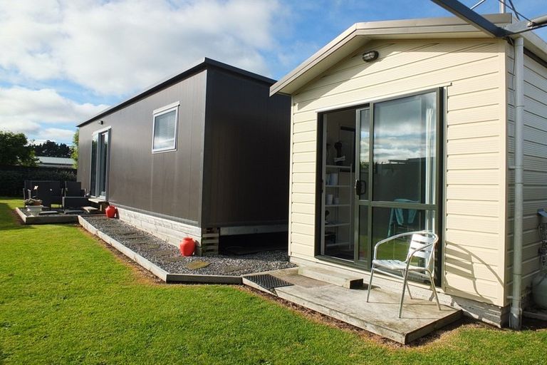 Photo of property in 27a Seabury Avenue, Foxton Beach, Foxton, 4815