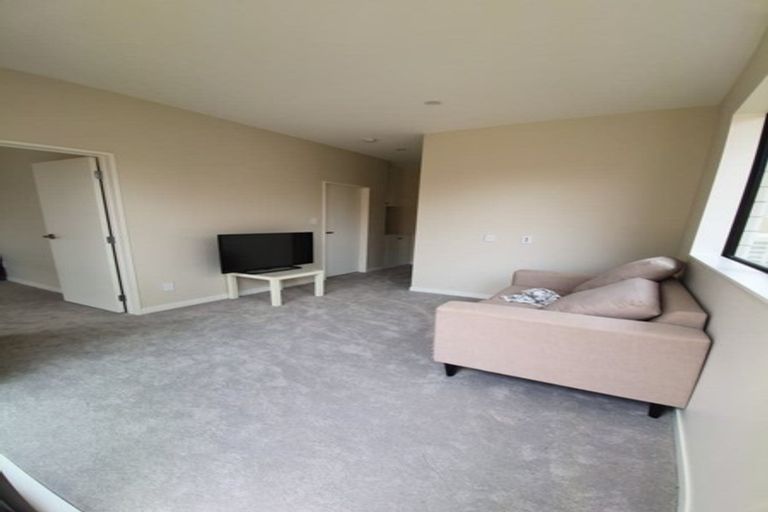 Photo of property in 19 Thomas Rielly Avenue, Hobsonville, Auckland, 0616