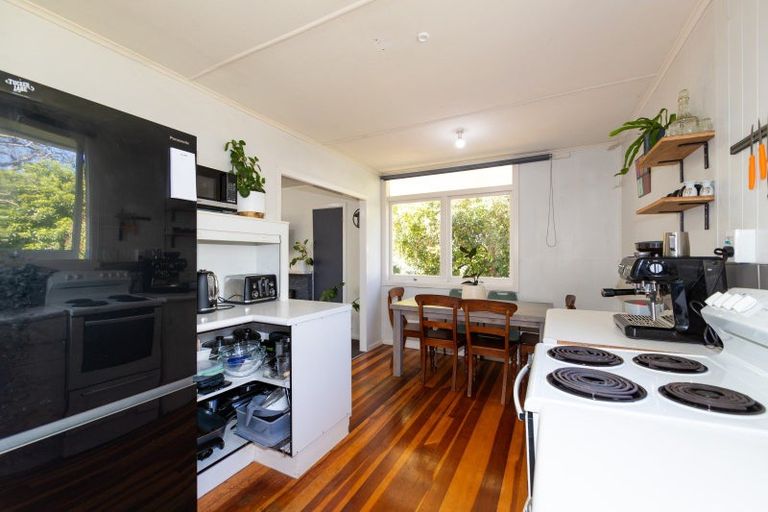 Photo of property in 67 Beach Road, Haumoana, 4102