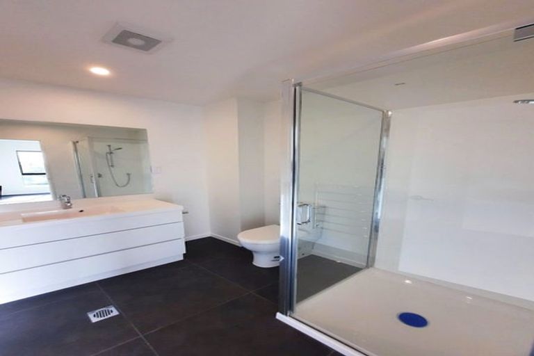 Photo of property in 15 Ara Mara Hua, Henderson, Auckland, 0612