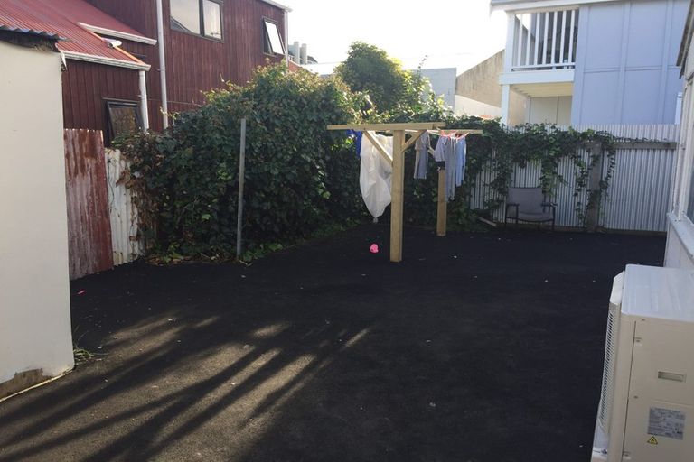 Photo of property in 22 Hyde Street, North Dunedin, Dunedin, 9016