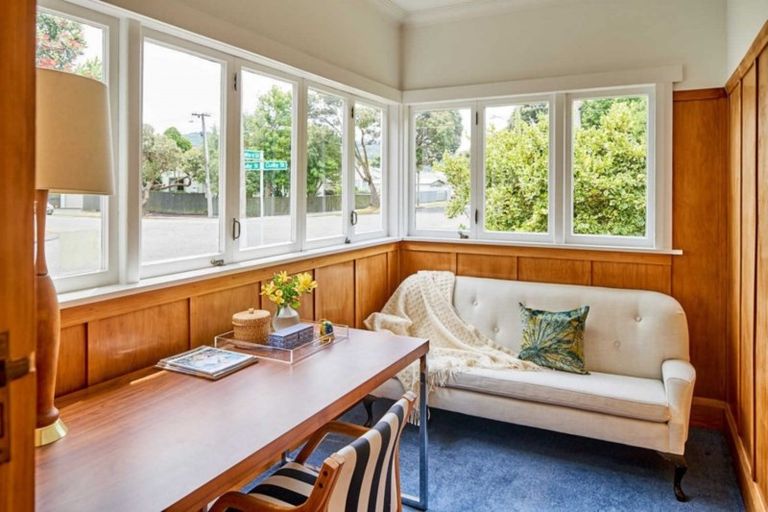 Photo of property in 9 Riddiford Street, Woburn, Lower Hutt, 5011