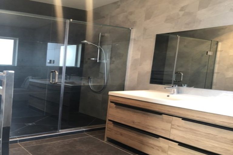 Photo of property in 11 Raymond Grace Avenue, Huapai, Kumeu, 0810