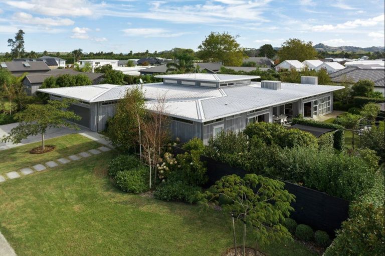 Photo of property in 10 Oystercatcher Lane, Point Wells, 0986