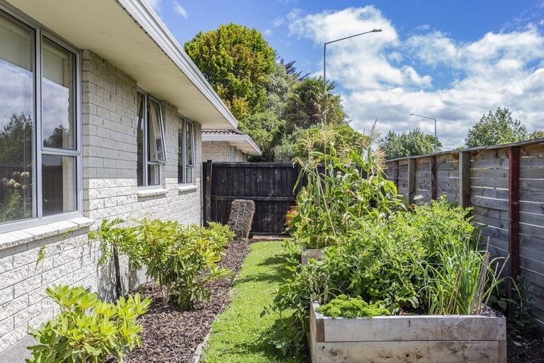 Photo of property in 1/120 Blighs Road, Strowan, Christchurch, 8052
