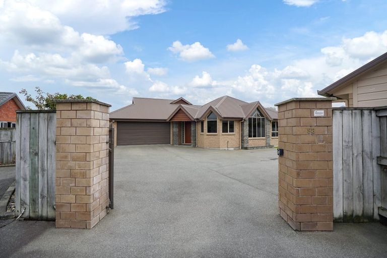 Photo of property in 53 Glenroy Park Drive, Waikiwi, Invercargill, 9810