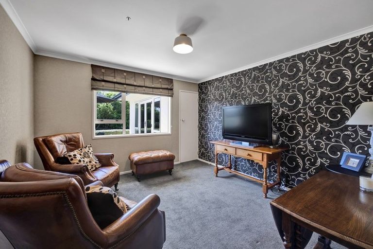 Photo of property in 87 Monmouth Road, Pembroke, Stratford, 4394