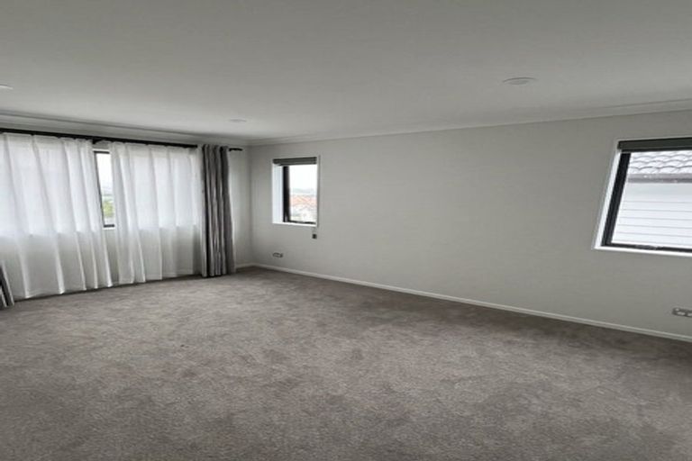 Photo of property in 35a Ksenia Drive, Flat Bush, Auckland, 2019