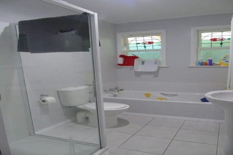 Photo of property in 11 Kopara Grove, Stokes Valley, Lower Hutt, 5019