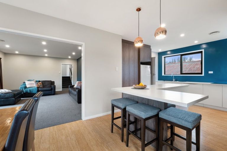 Photo of property in 17 Warren Crescent, Hillmorton, Christchurch, 8025